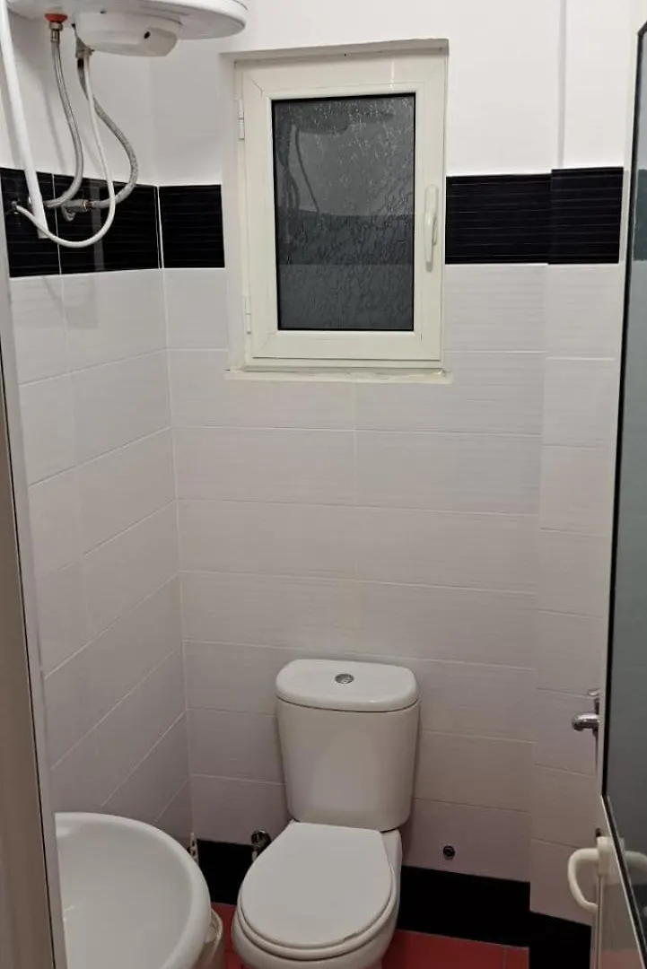 Doçi Hotel Velipojë